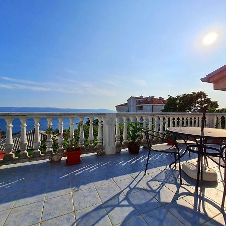 Apartman Tea Novi Vinodolski Zewnętrze zdjęcie